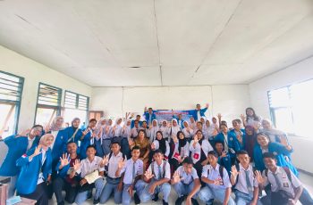 PKM “Pengaruh Aplikasi Gamma dan Tome terhadap Kreativitas Guru dalam Merancang Pembelajaran Inovatif di SMA Negeri 5 Maluku Tenggara”